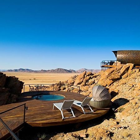Desert Whisper Solitaire Exterior photo