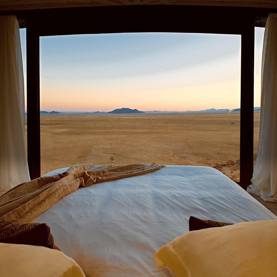 Desert Whisper Solitaire Exterior photo